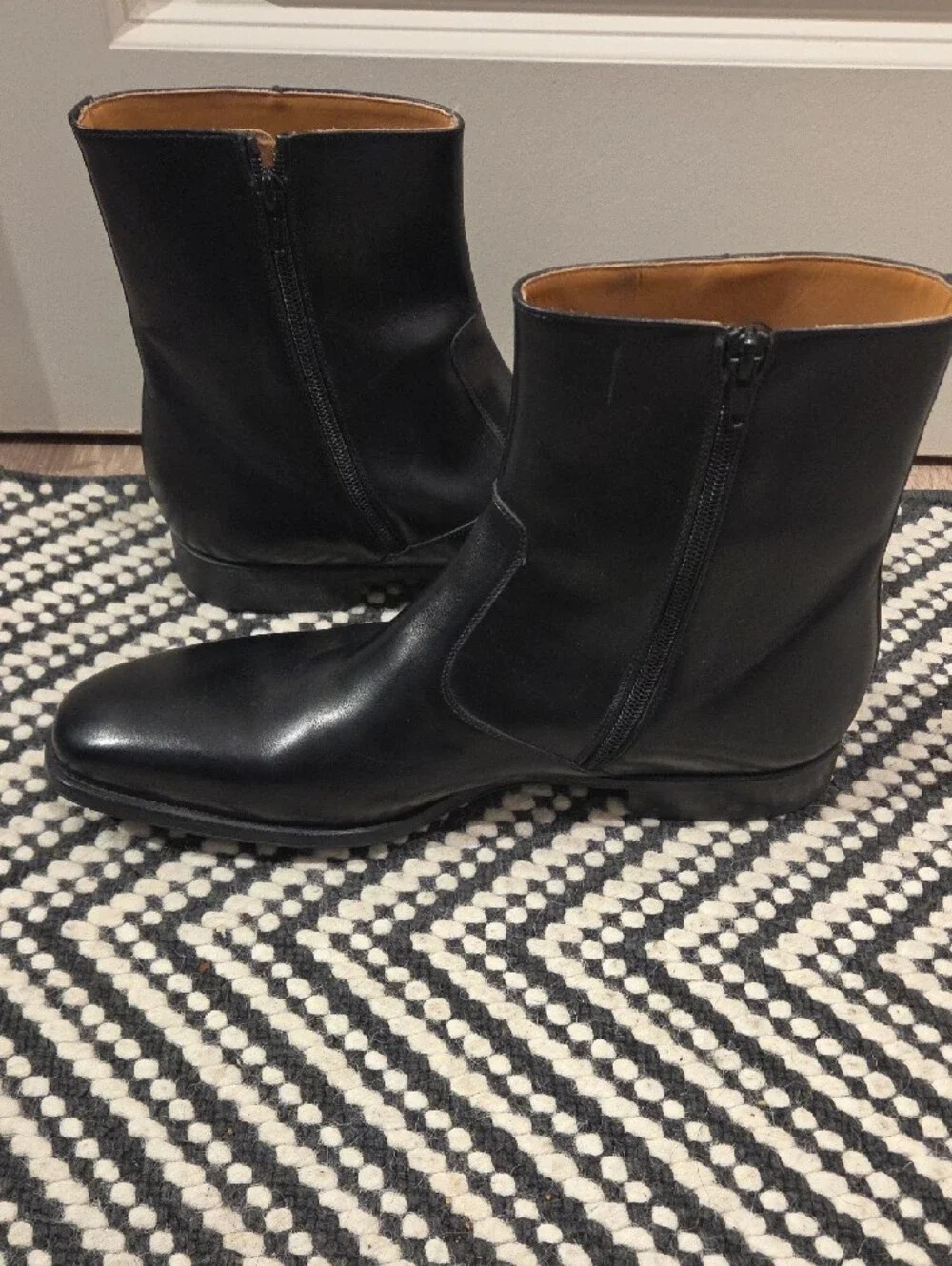 Magnanni Mens Black Leather Boots